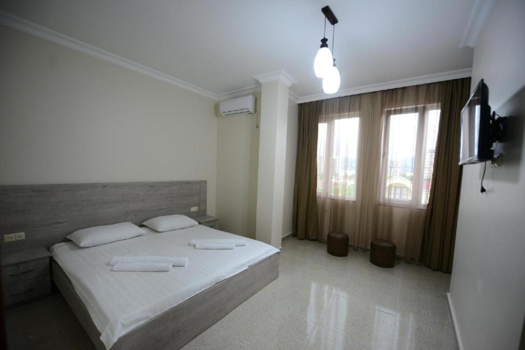Nana'S Hotel Tchaikovsky Street 34 Batumi Exterior foto